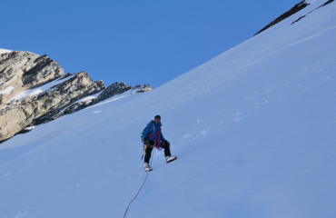 Trekking to Friendship Peak