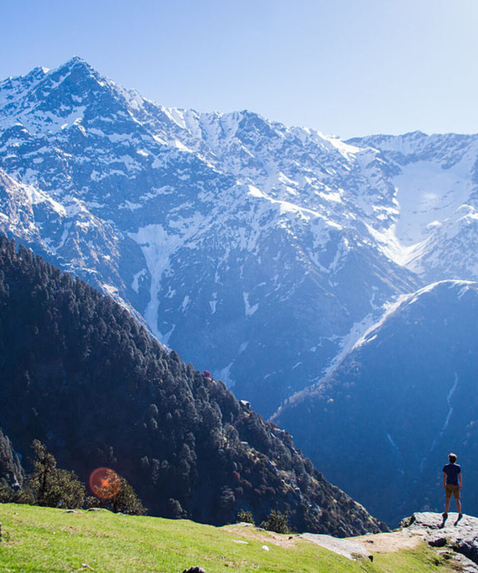 1024px-McLeod_Ganj_Dharamkot_Dharmsala_Himachal_Pradesh_India_April_2014