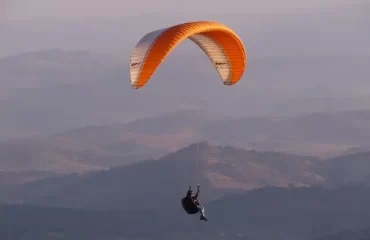 Paragliding